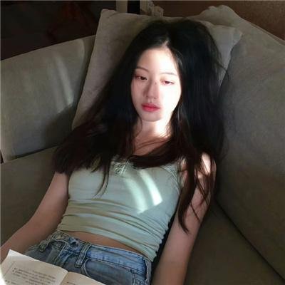 牌坊下的女人